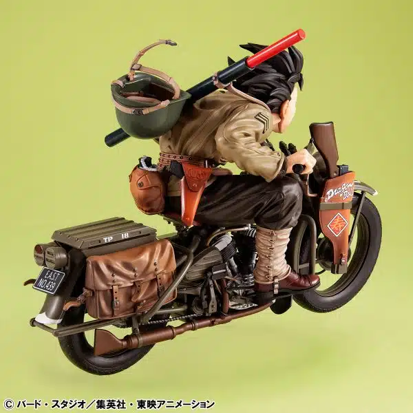Megahouse Figura Goku Y Su Moto De Dragon Ball Z - Desktop Real McCOYEX, Edición Coleccionable De Lujo Con Acabados Premium, Para Fans Del Anime