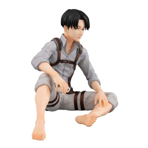 Figura Squad Captain Levi Attack On Titan - G.E.M. Series - Palm Size - Megahouse 9cm